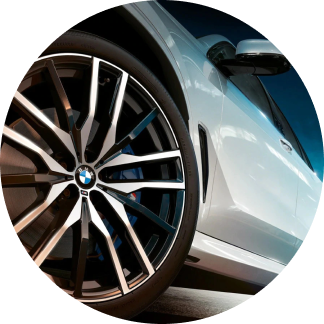 bottom BMW Wheel